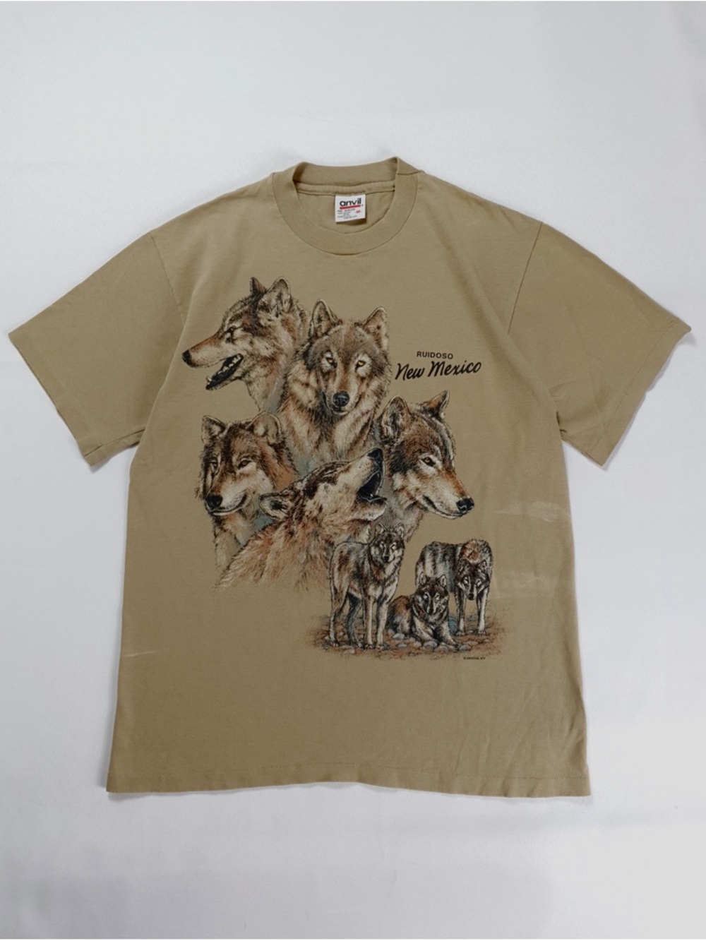 Anvil Tag Sansegal XCV Wolves T-Shirt Single Stitch Size M - Sand / Khaki